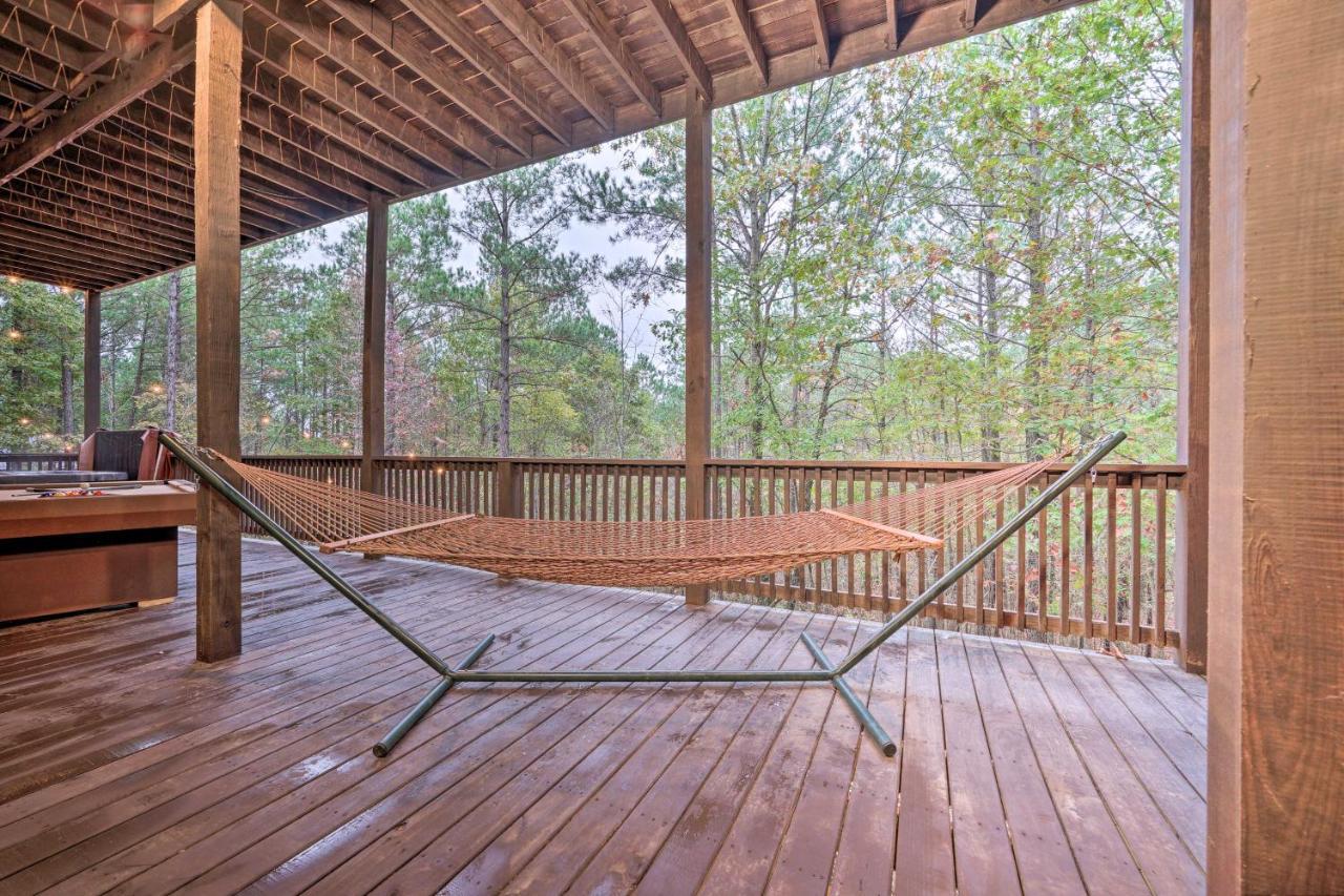 Broken Bow Cabin Deck With Hot Tub And Pool Table! Exterior photo